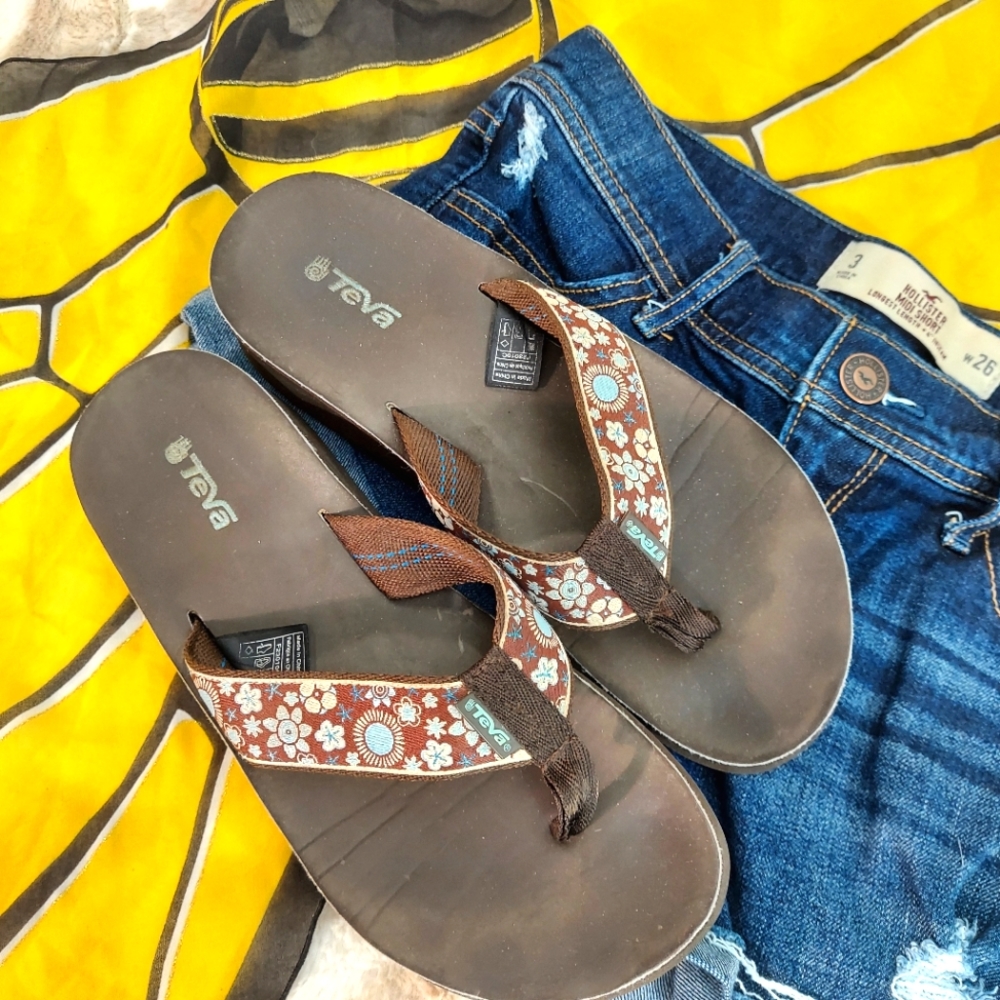 Teva Mandalyn Sandals, sz 9